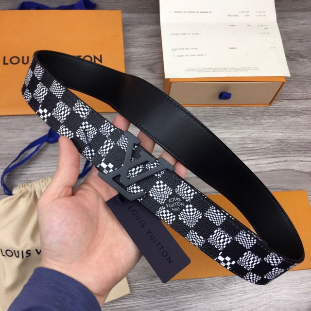 루이비통 LOUIS VUITTON 남성 벨트 LV0417