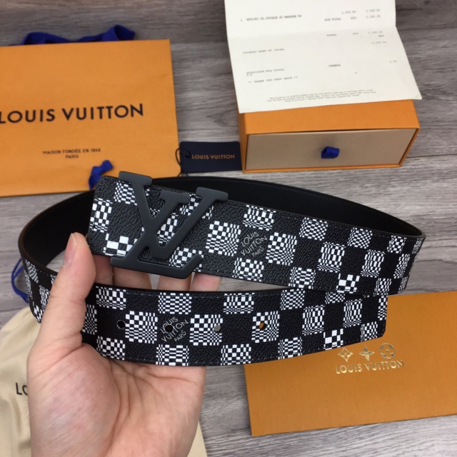 루이비통 LOUIS VUITTON 남성 벨트 LV0417