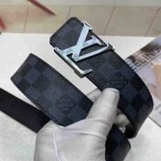 루이비통 LOUIS VUITTON 남성 벨트 LV0429