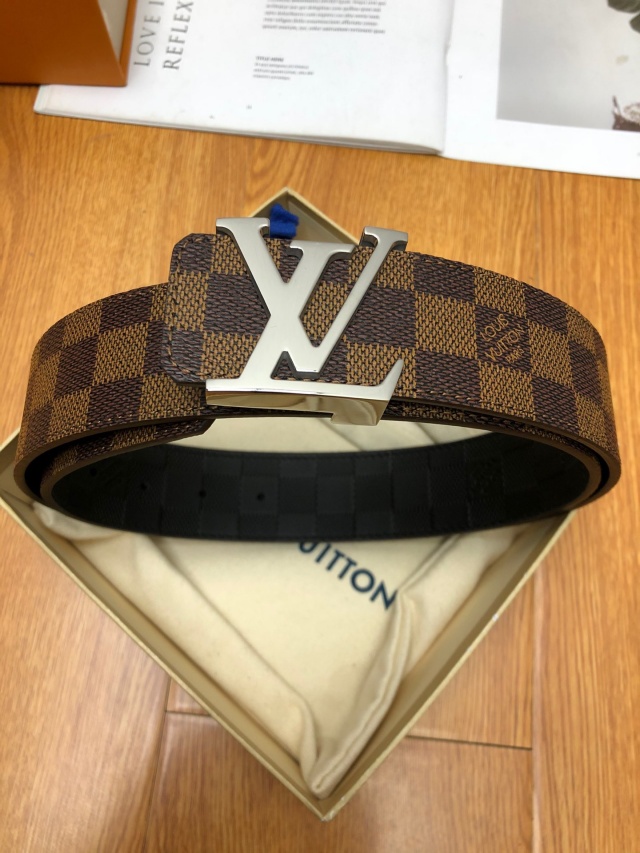 루이비통 LOUIS VUITTON 남성 벨트 LV0442