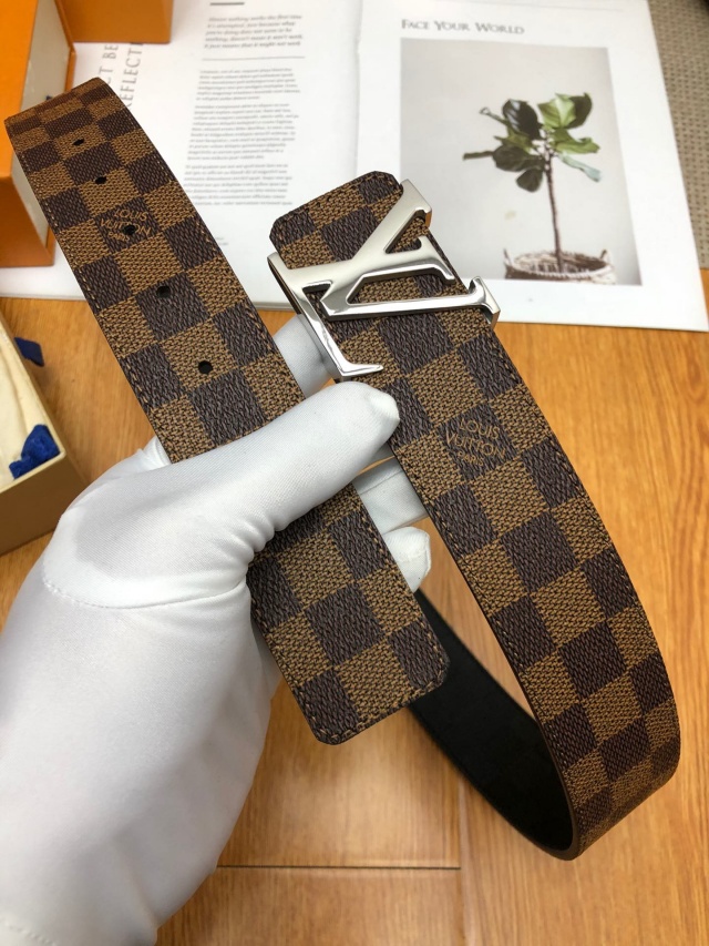 루이비통 LOUIS VUITTON 남성 벨트 LV0442