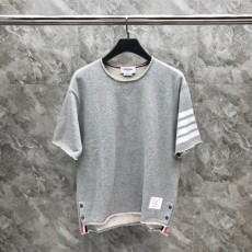 톰브라운 THOMBROWNE 남여공용 라운드티 T1826