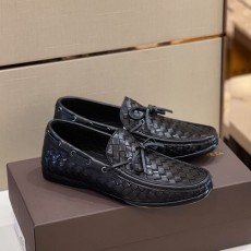 보테가 BOTTEGA VENETA 남성 가죽 로퍼 BV0526