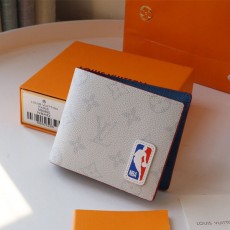 루이비통 LV NBA 모노그램 멀티플 월릿 M60895