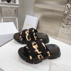 디올 DIOR 디원더 슬라이드 뮬 D09850