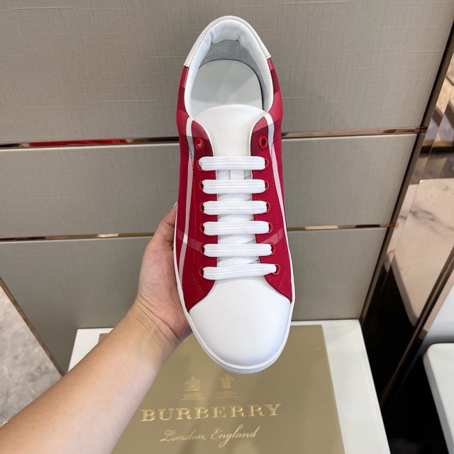 버버리 BURBERRY 남성 빈티지 스니커즈 BB248