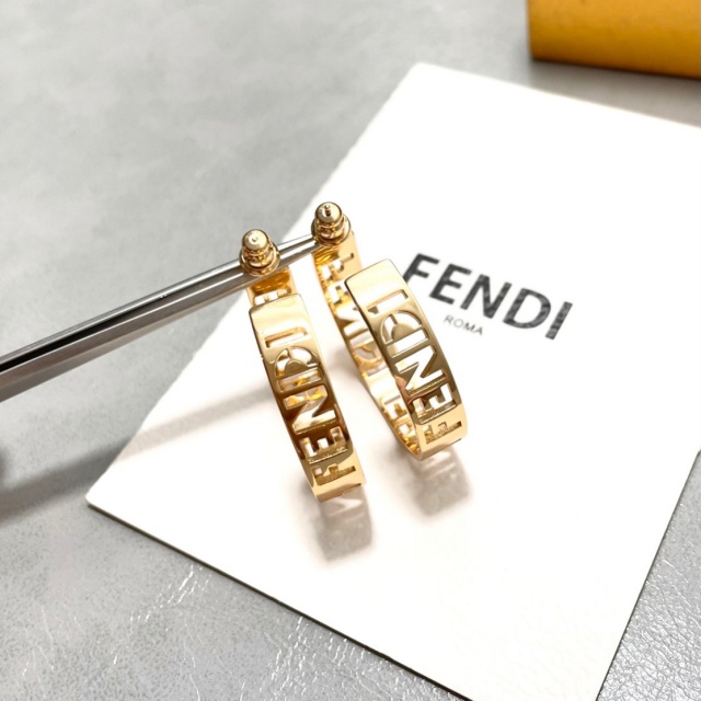 펜디 FENDI 바게트 귀걸이 FD0005