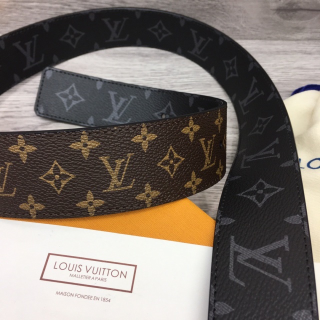 루이비통 LOUIS VUITTON 남성 벨트 LV0458