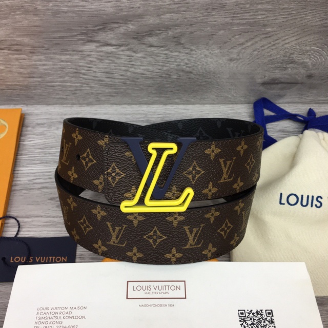 루이비통 LOUIS VUITTON 남성 벨트 LV0459