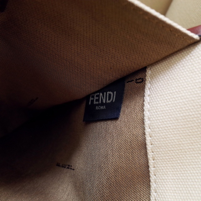 펜디 FENDI 피카부 X 토트백 FD0701