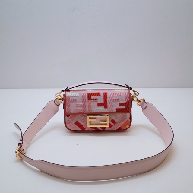 펜디 FENDI 여성 바게트백  FD0719