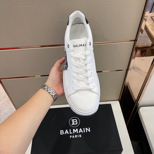 발망 BALMAIN 남성 B코트 로우탑 스니커즈 BN041