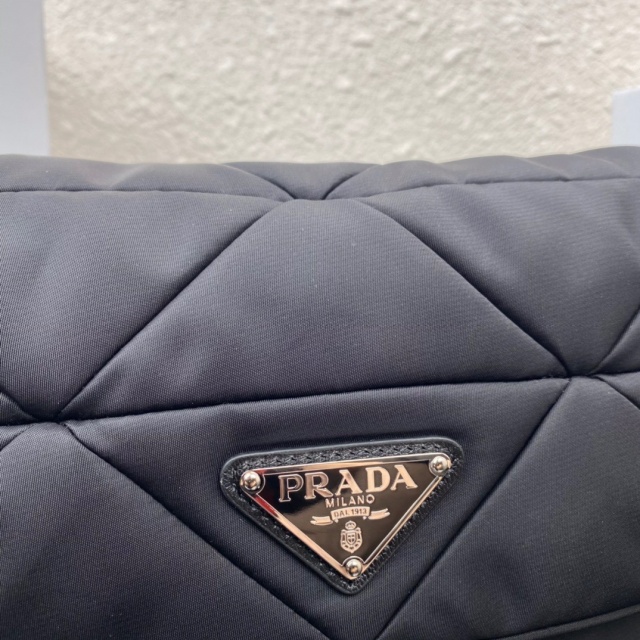 프라다 PRADA 패치워크 나파 숄더백 1BD292 PD0656