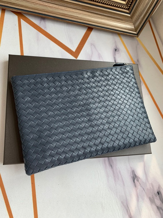 보테가 BOTTEGA VENETA 클러치백 BO0601