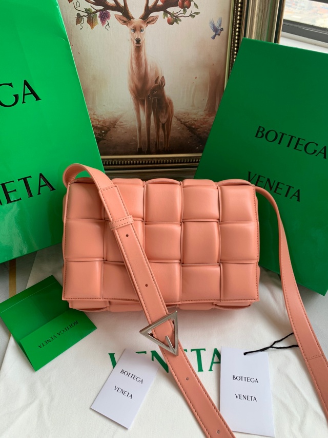 보테가 BOTTEGA VENETA  패딩 카세트백 BO0634