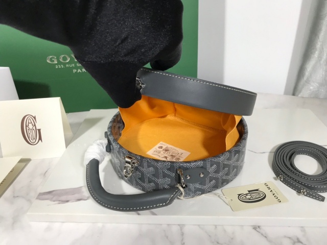 고야드 GOYARD 알토 햇 박스백 GY0311