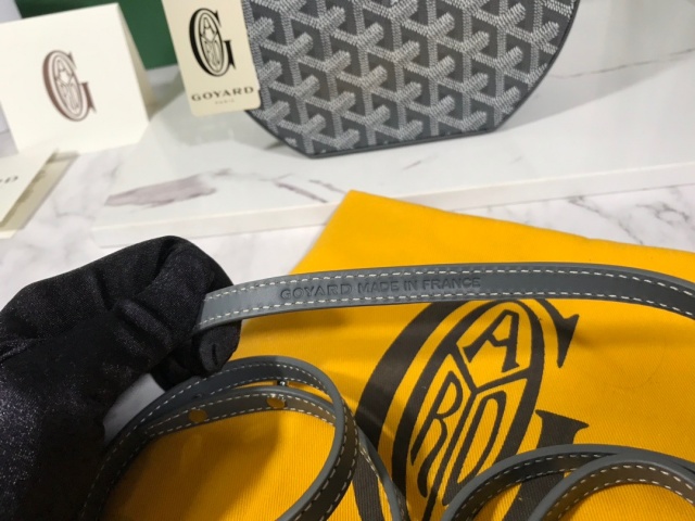 고야드 GOYARD 알토 햇 박스백 GY0311