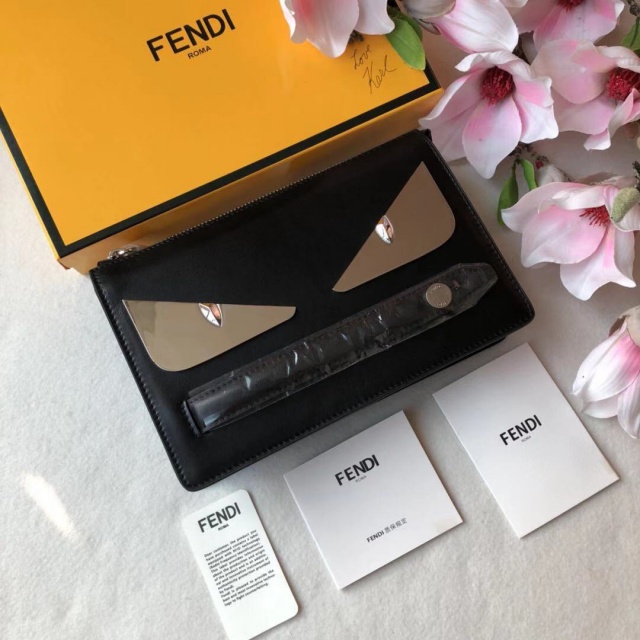 펜디 FENDI 남성 클러치  FD0790