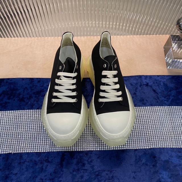 릭오웬스 Rick Owens 남성 스니커즈 RO076