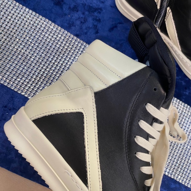 릭오웬스 Rick Owens 남여공용 스니커즈 하이탑 RO119