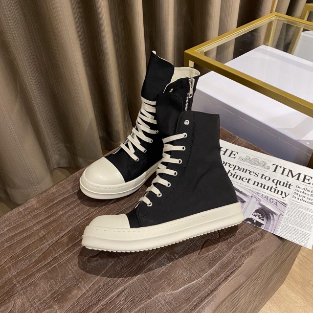 릭오웬스 Rick Owens 남여공용 스니커즈 하이탑 RO087