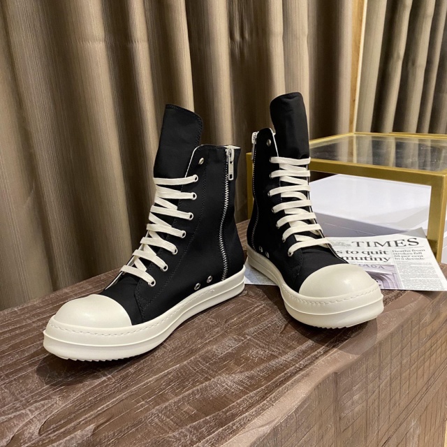 릭오웬스 Rick Owens 남여공용 스니커즈 하이탑 RO087