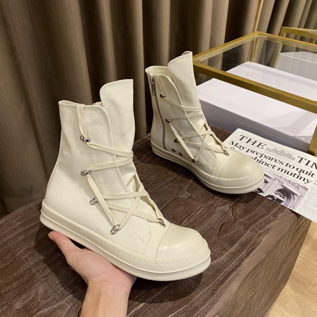 릭오웬스 Rick Owens 남여공용 스니커즈 하이탑 RO095