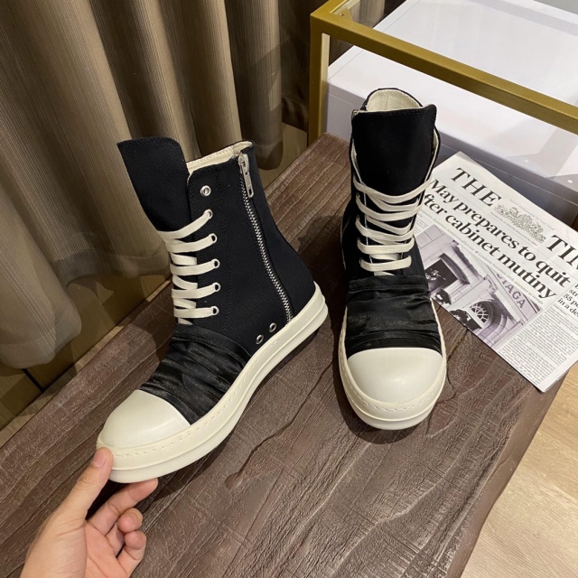 릭오웬스 Rick Owens 남여공용 스니커즈 하이탑 RO098