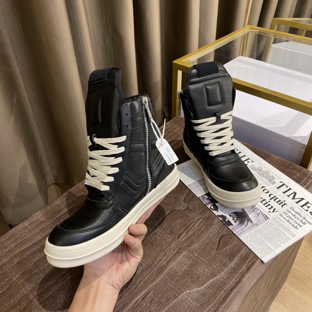 릭오웬스 Rick Owens 남여공용 스니커즈 하이탑 RO113