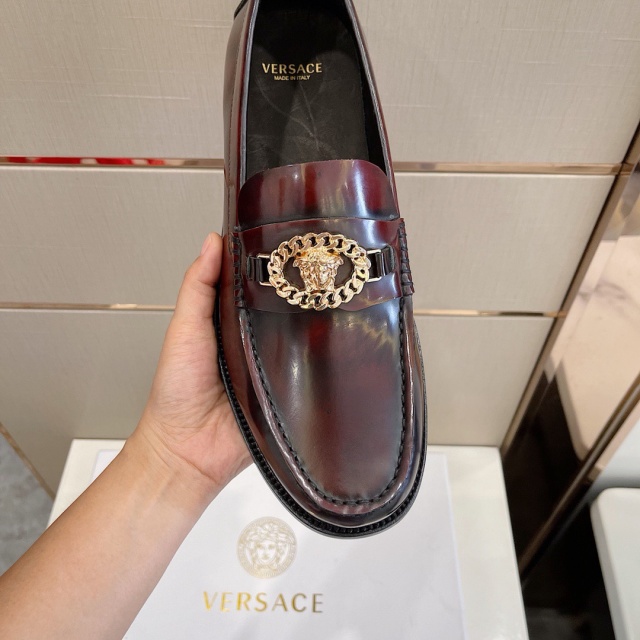 베르사체 VERSACE 남성 로퍼 VS0142