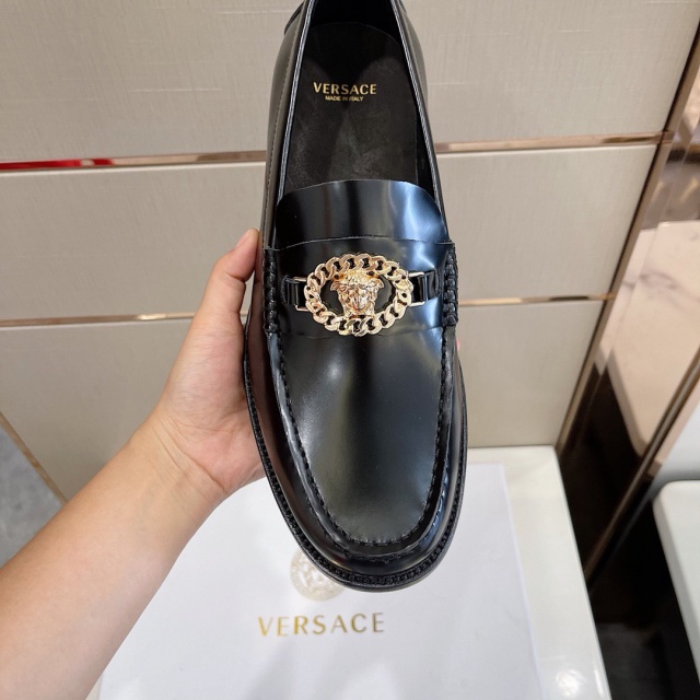 베르사체 VERSACE 남성 로퍼 VS0140