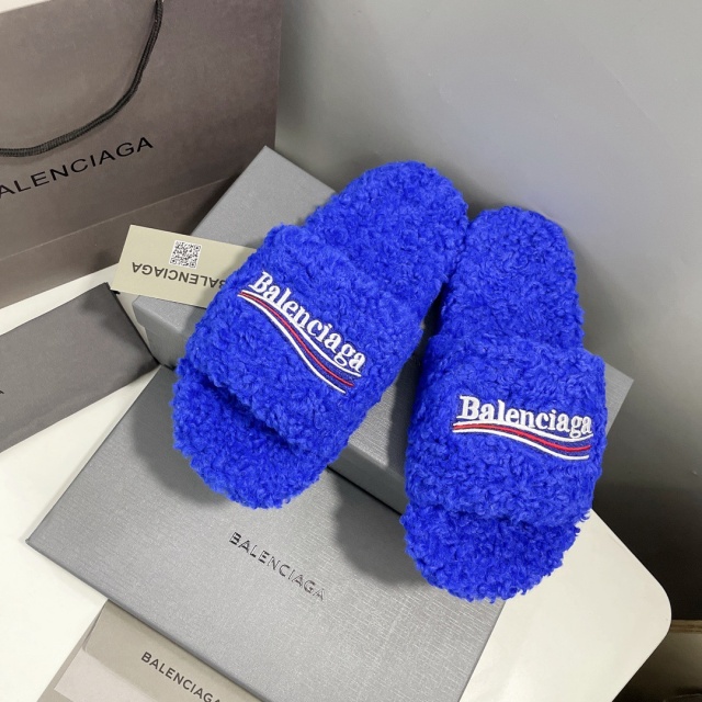 발렌시아가 Balenciaga 여성 퍼 슬리퍼 BG0625