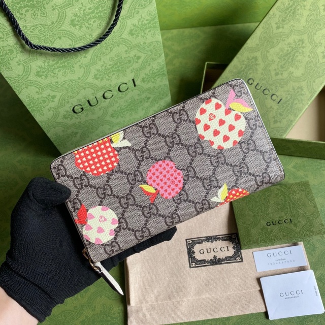 구찌 GUCCI 레 뽐므 지퍼 장지갑 663924 GU0777