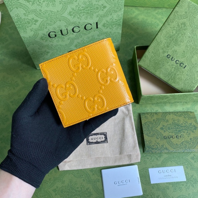 구찌 GUCCI 엠보스 반지갑 625562 GU0795