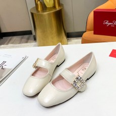 로저비비에 ROGER VIVIER 버클 발레리나 슈즈 RV126