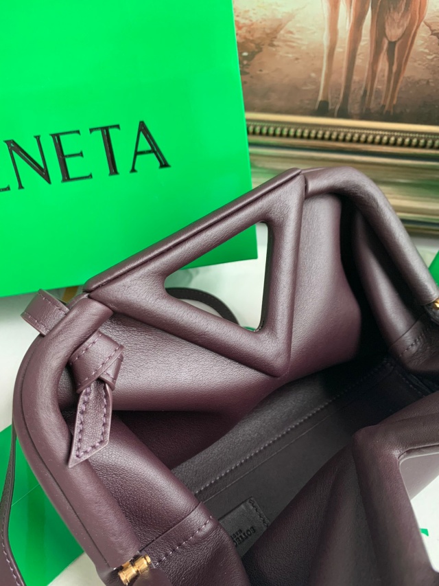 보테가 BOTTEGA VENETA 트라이앵글 숄더백 658476 BO0662