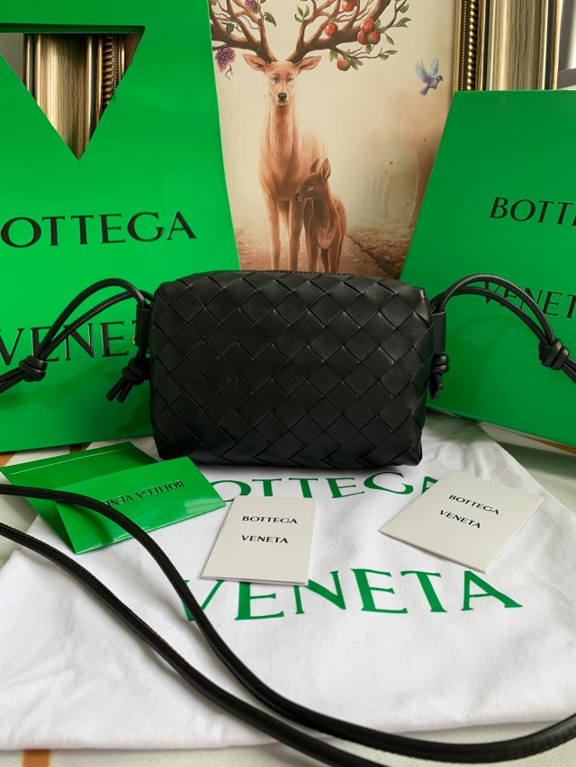 보테가 BOTTEGA VENETA 크로스 바디백 666683 BO0670