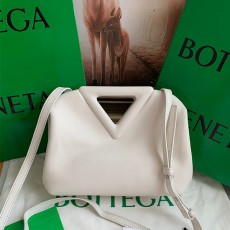 보테가 BOTTEGA VENETA 트라이앵글 숄더백 658476 BO0659