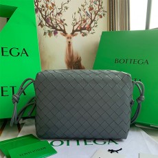 보테가 BOTTEGA VENETA 인트레치아 크로스백 666689 BO0672