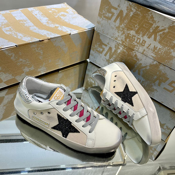 골든구스 GOLDEN GOOSE 남여공용 슈퍼스타 스니커즈 GD0496