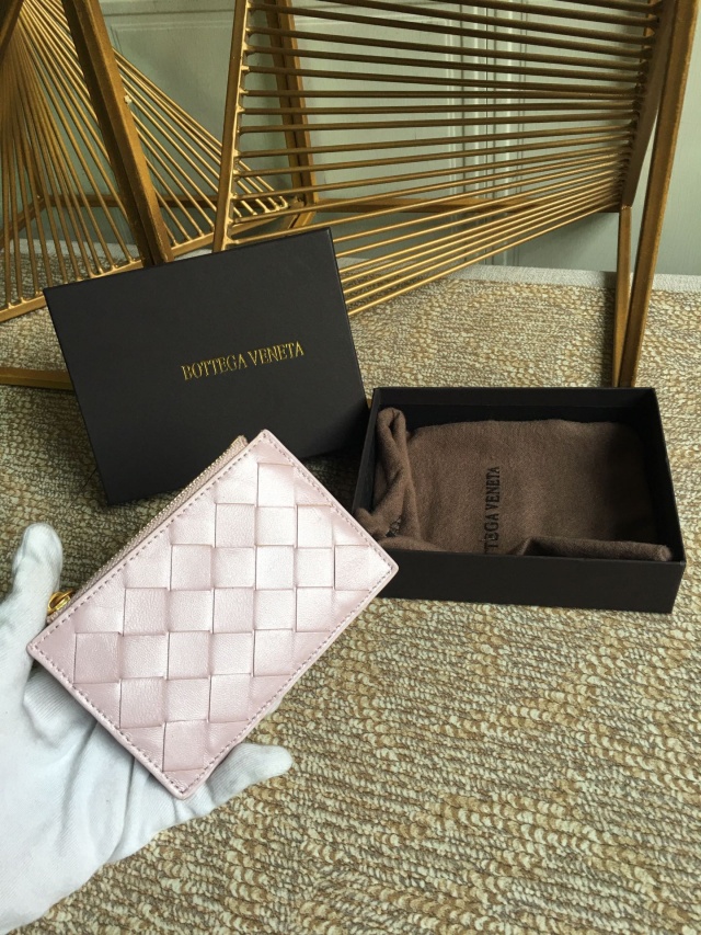 보테가 BOTTEGA VENETA 인트레치아토 카드지갑 BO0681