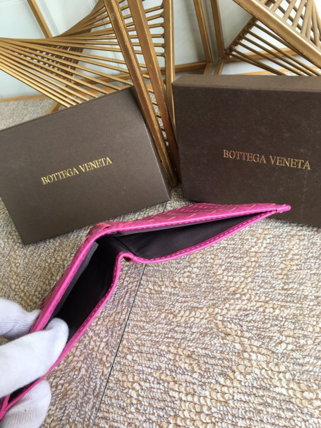 보테가 BOTTEGA VENETA  여권지갑 BO0719