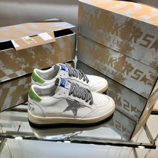 골든구스 GOLDEN GOOSE 남여공용 슈퍼스타 스니커즈 GD0476