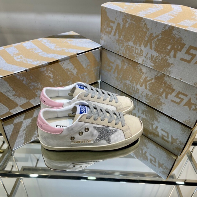 골든구스 GOLDEN GOOSE 남여공용 슈퍼스타 스니커즈 GD0487