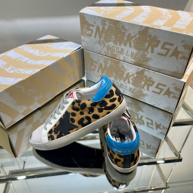 골든구스 GOLDEN GOOSE 남여공용 슈퍼스타 스니커즈 GD0488