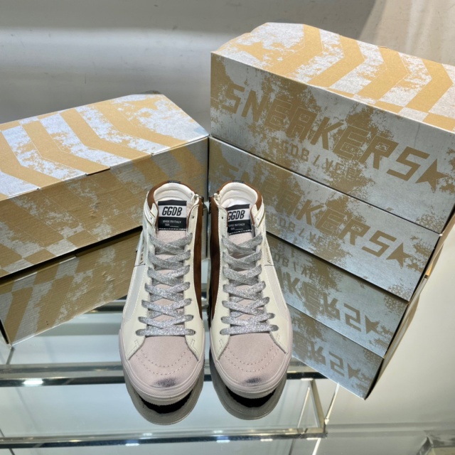 골든구스 GOLDEN GOOSE 남여공용 슈퍼스타 스니커즈 GD0498