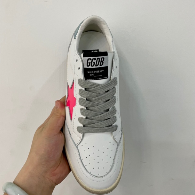 골든구스 GOLDEN GOOSE 남여공용 슈퍼스타 스니커즈 GD0522