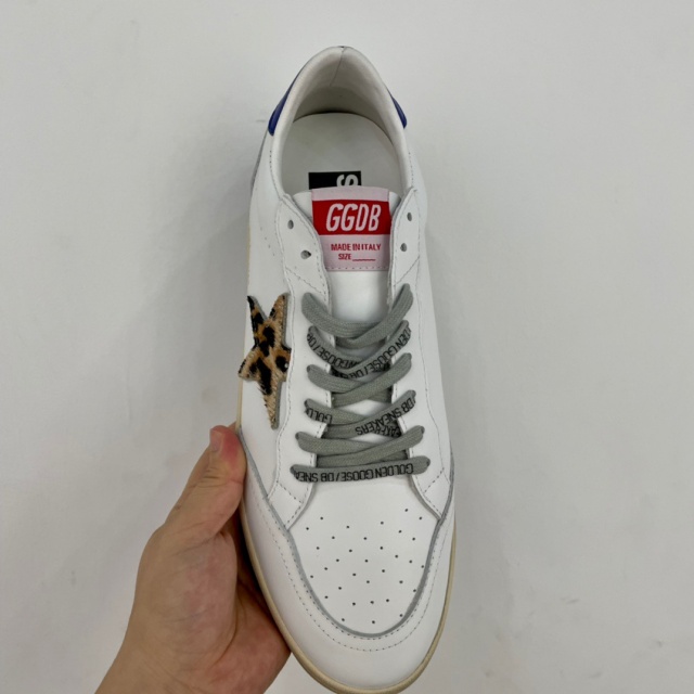 골든구스 GOLDEN GOOSE 남여공용 슈퍼스타 스니커즈 GD0523