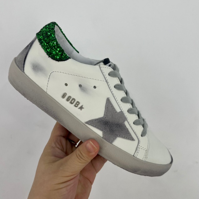 골든구스 GOLDEN GOOSE 남여공용 슈퍼스타 스니커즈 GD0533