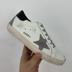 골든구스 GOLDEN GOOSE 남여공용 슈퍼스타 스니커즈 GD0527